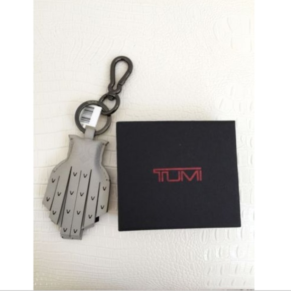 tumi key ring